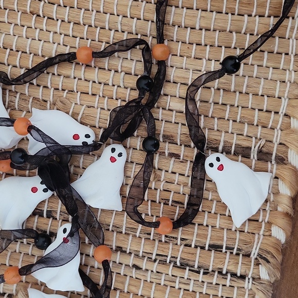 Halloween 🎃 👻 GHOST GARLAND HANDMADE BUNDLE ME - Picture 2 of 3